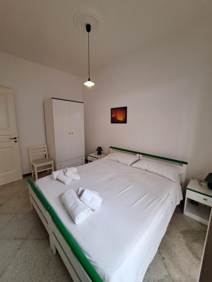 Casa Vittorio A 100M Dalla Sabbia Lido Marini Exterior photo