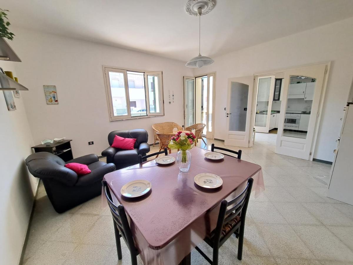 Casa Vittorio A 100M Dalla Sabbia Lido Marini Exterior photo