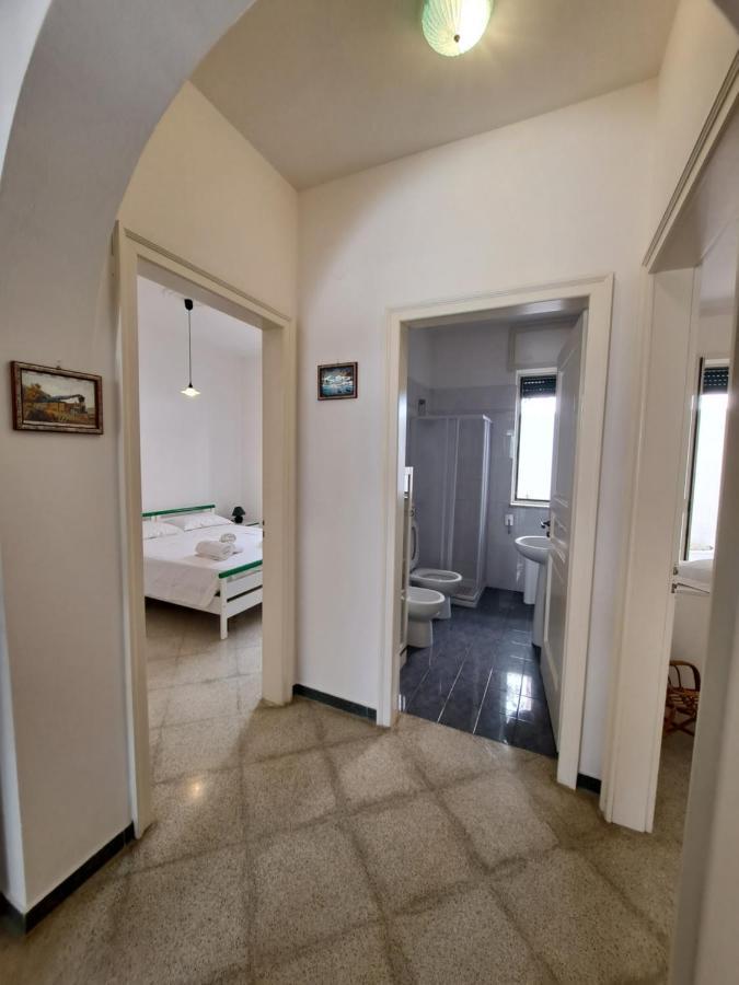 Casa Vittorio A 100M Dalla Sabbia Lido Marini Exterior photo